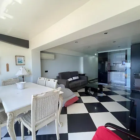 Tor Maraya Seafront Levante Διαμέρισμα