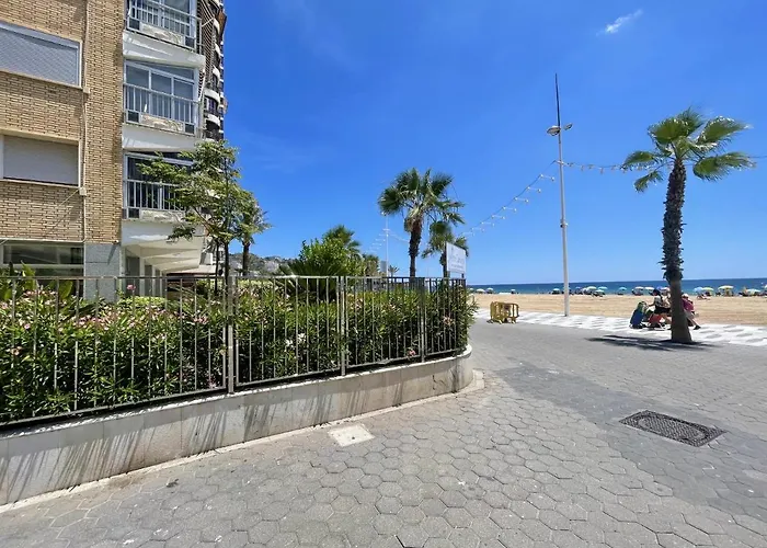Tor Maraya Seafront Levante *